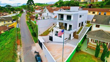 house em Rua Miguel Covello Junior, Vila Matilde - Campos do Jordão - SP