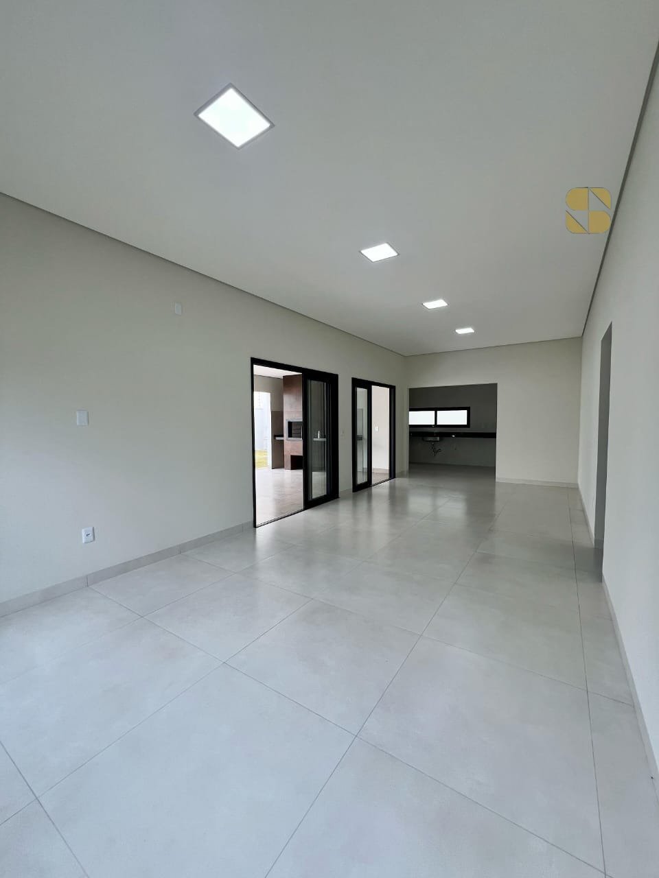 57204e65-d729-47c9-9483-4888ddfff143