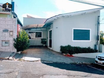 office em Rua Prudente de Moraes, Centro - Botucatu - SP