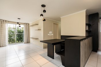 apartment em Rua dos Provérbios, Santa Cândida - Curitiba - PR
