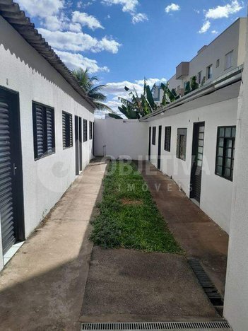 house em Rua Cecílio Jorge, Santa Mônica - Uberlândia - MG