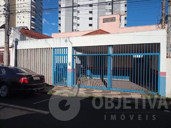 house em Rua Barão de Camargos, Centro - Uberlândia - MG