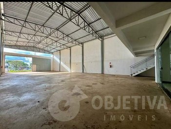 industrial em Avenida Comendador Alexandrino Garcia, Minas Gerais - Uberlândia - MG