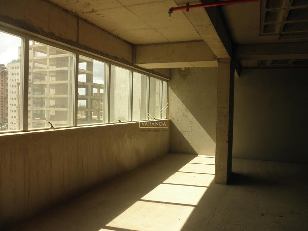 Salas de 70 m² e 92 m² disponíveis para locação em excelente localização no bairro Santa Efigênia.