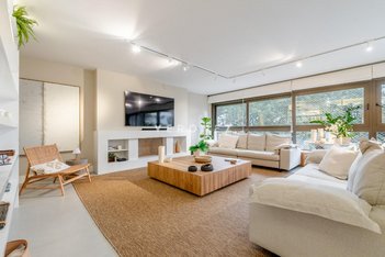 apartment em Rua Tito Lívio Zambecari, Mont Serrat - Porto Alegre - RS