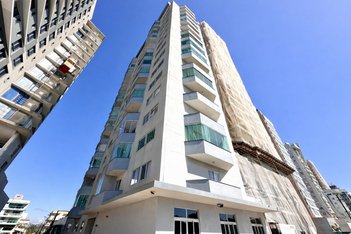 apartment em Avenida Nereu Ramos, Centro - Balneário Piçarras - SC