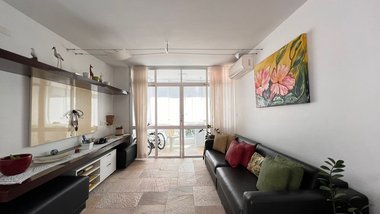 apartment em Rua Engenheiro Célio Abrusio, Mar e Céu - Guarujá - SP