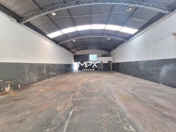 industrial em Rua Henrique Rochelle, Jardim Caxambu - Piracicaba - SP