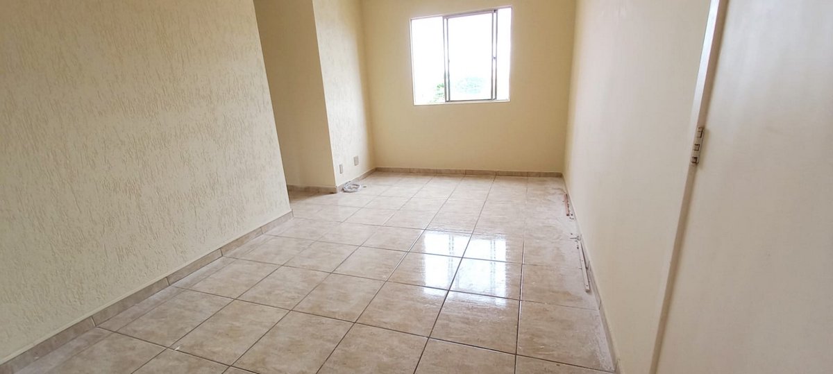Apartamento com 3 quartos — Planalto, Belo Horizonte