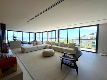 apartment em Rua Jerônimo Venâncio das Chagas, Campeche - Florianópolis - SC