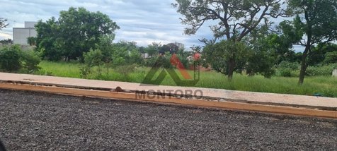 land_lot em Avenida Sílvio Cruz, Jardim Maria Luiza - Araraquara - SP