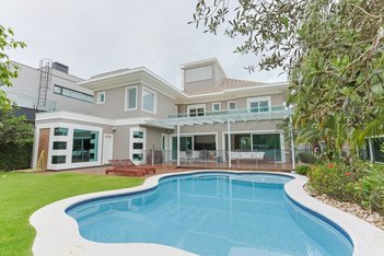house em dos Pirapemas, Jurerê Internacional - Florianópolis - SC