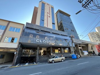 office em Rua Doutor Amadeu da Luz, Centro - Blumenau - SC