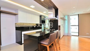 apartment em Rua Francisco Lachowski, Campina do Siqueira - Curitiba - PR