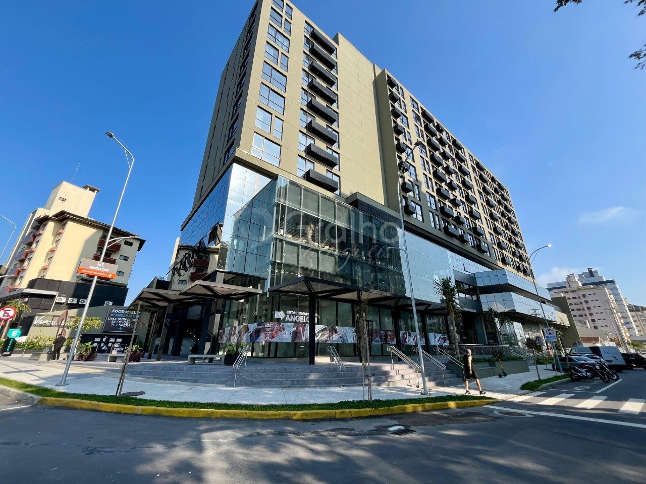 WhatsApp Image 2025-12-01 at 15.02