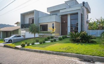 house em Rua Leonel Pereira, Cachoeira do Bom Jesus - Florianópolis - SC