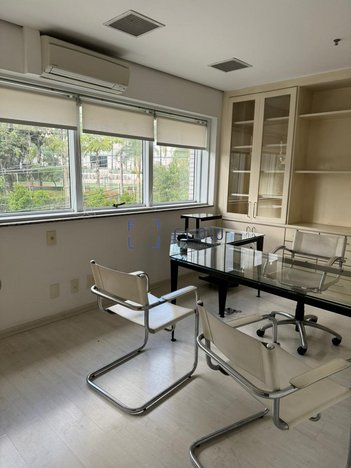 office em Rua Nelson Gama de Oliveira, Vila Andrade - São Paulo - SP