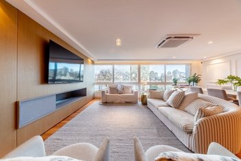 apartment em Rua Cândido Silveira, Auxiliadora - Porto Alegre - RS