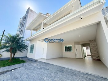 house em Rua Ímola, Pagani - Palhoça - SC