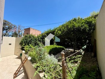 apartment em Rua João Batista Dallarmi, Santo Inácio - Curitiba - PR