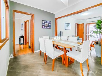 house em Avenida Alcides S. Severiano, Sarandi - Porto Alegre - RS