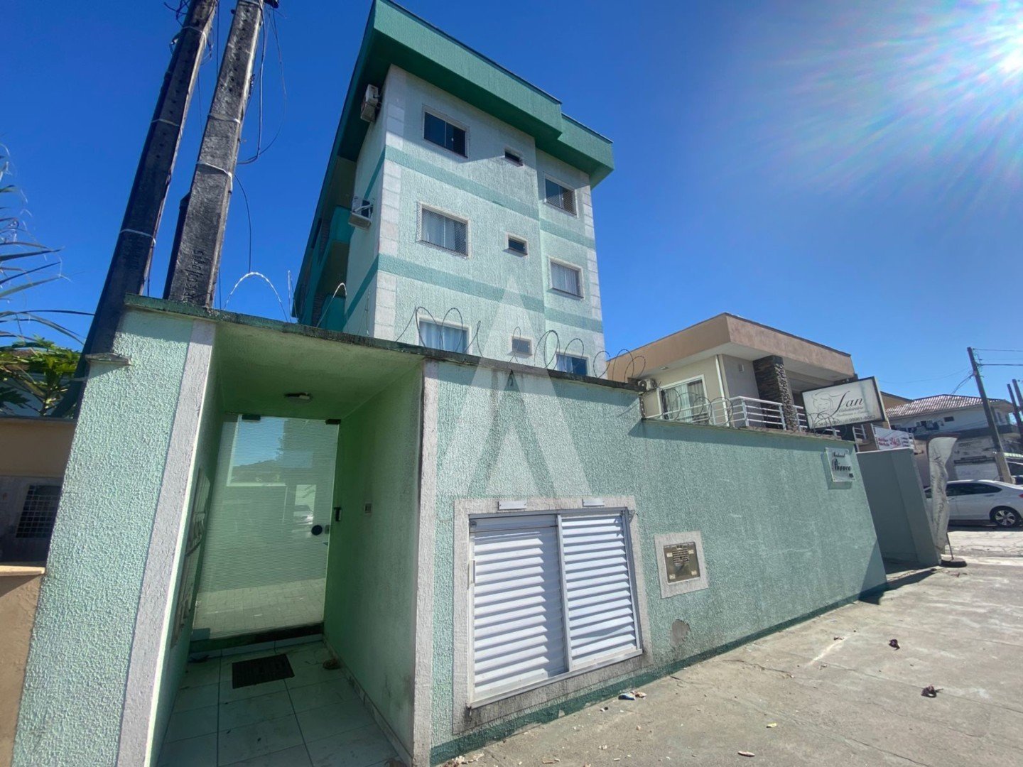 FRENTE CONDOMINIO