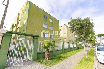 apartment em Rua Atílio Brunetti, Capão Raso - Curitiba - PR