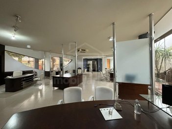 business em Maria Luiza Ataliba de Arruda Botelho, Jardim Maria Luiza I - Jaú - SP