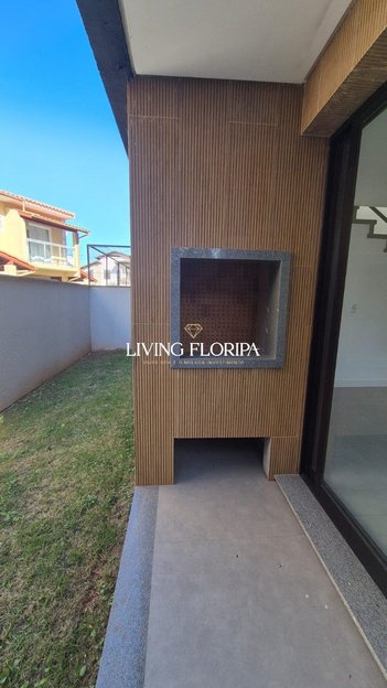 house em Rua Grumixama, Campeche - Florianópolis - SC