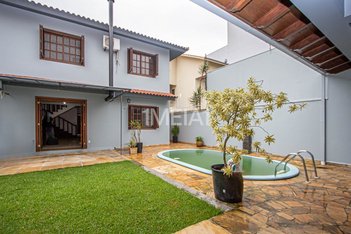 house em Rua Zeev Jabotinski, Jardim Itu - Porto Alegre - RS