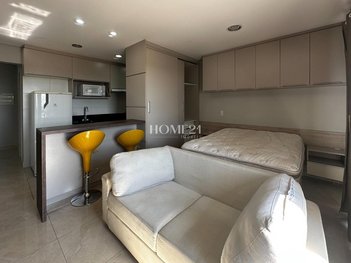 apartment em Avenida Winston Churchill, Capão Raso - Curitiba - PR