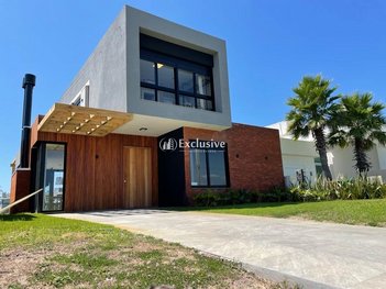 house em Avenida Diamante, Rainha do Mar - Xangri-Lá - RS