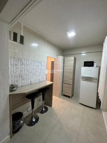 apartment em Avenida Cristóvão Colombo, Floresta - Porto Alegre - RS