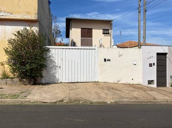 house em Rua Izidoro Bertaglia, Conjunto Residencial Jardim do Mirante - Botucatu - SP