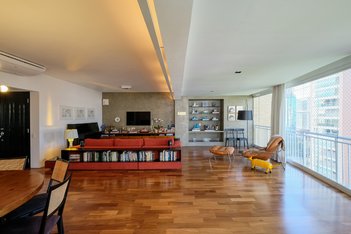 apartment em Rua Doutor Renato Paes de Barros, Itaim Bibi - São Paulo - SP