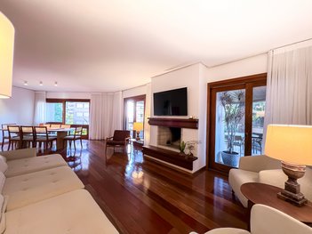 apartment em Rua Santo Inácio, Moinhos de Vento - Porto Alegre - RS