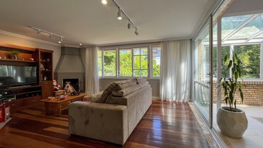 house em DOUTOR ARNALDO DA SILVA FERREIRA, Jardim Isabel - Porto Alegre - RS