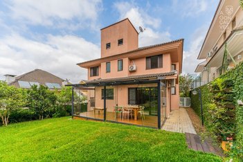house em José Francisco Dalledone, São Lourenço - Curitiba - PR