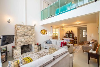 house em Rua Carlos Hepp, São Braz - Curitiba - PR