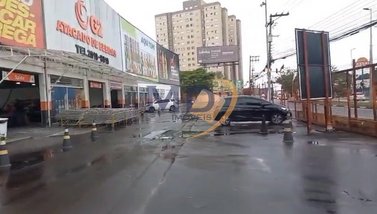 industrial em Avenida Piraporinha, Vila Nogueira - Diadema - SP