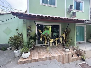 house em Rua Carlos Gomes, da Luz - Nova Iguaçu - RJ