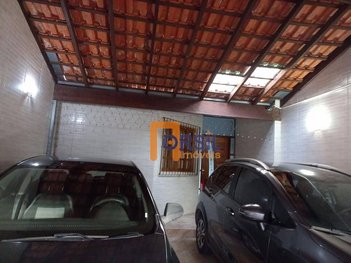 house em Rua Maria do Nascimento Boz Vidal, Vila Suissa - Mogi das Cruzes - SP