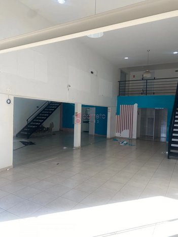 office em Rua Luiz Scavone, Jardim Ana Maria - Jundiaí - SP