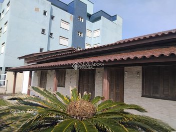 house em Avenida Caldas Júnior, Centro - Tramandaí - RS