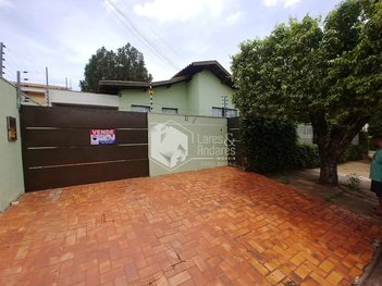 apartment em Rua Pedro Ferrer, Santa Cruz - Rondonópolis - MT