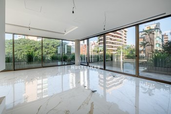 apartment em Rua Pedro Chaves Barcelos, Mont Serrat - Porto Alegre - RS