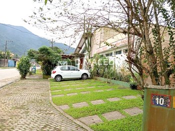 house em Rua Mato Grosso, Lagoinha - Ubatuba - SP