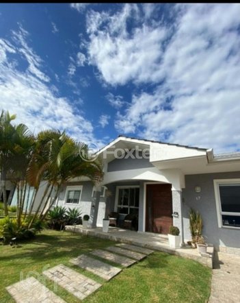 house em Rua Leonel Pereira, Cachoeira do Bom Jesus - Florianópolis - SC