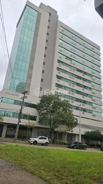 office em Avenida Assis Brasil, Passo da Areia - Porto Alegre - RS