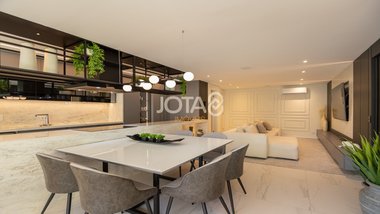 Apartamento em Rua Alferes Ângelo Sampaio, Mercês - Curitiba - undefined